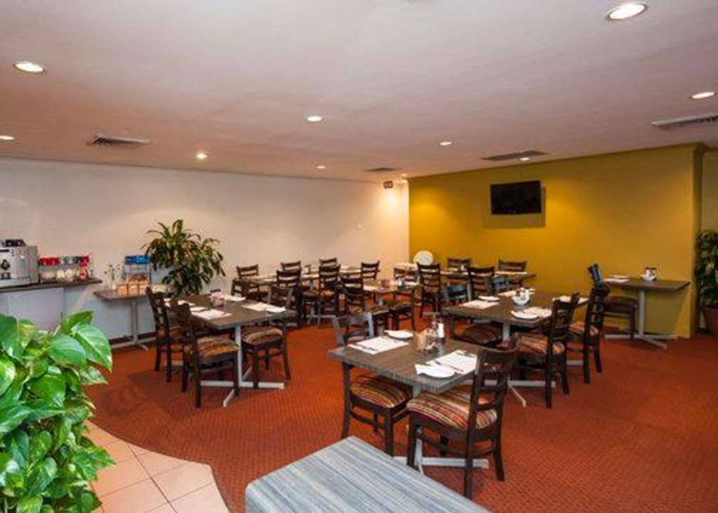 בריסביין Airport Admiralty Motel מסעדה תמונה